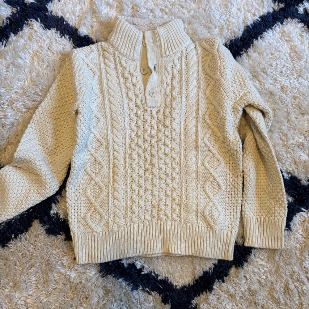 Gap Boys size 10 Cream Cable Knit Sweater